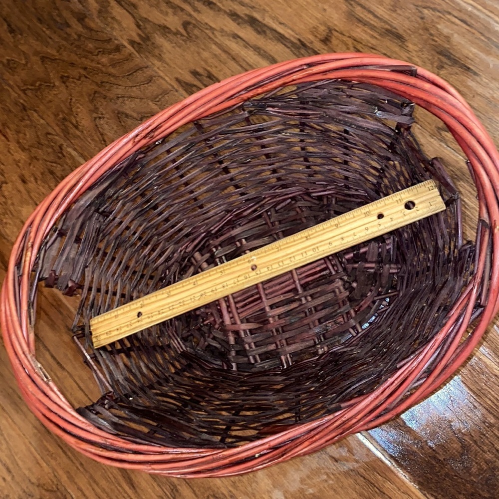Woven basket side carry handles red mahogany dark walnut size approx 15” x 12”​ - Picture 6 of 13